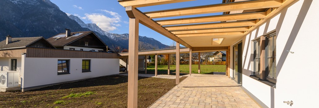 holzbau-terrassenüberdachung-bad-goisern.jpg